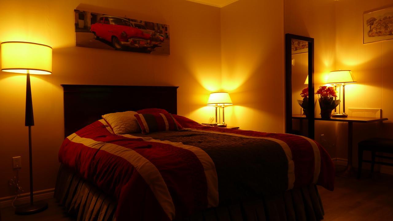 The White Horse Motel Cornwall Exteriör bild